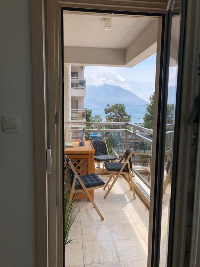 Beachfront Fontana 20 Будва Екстер'єр фото